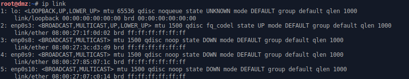 Image du résultat de la commande ip link. Les interfaces ont des noms aléatoires